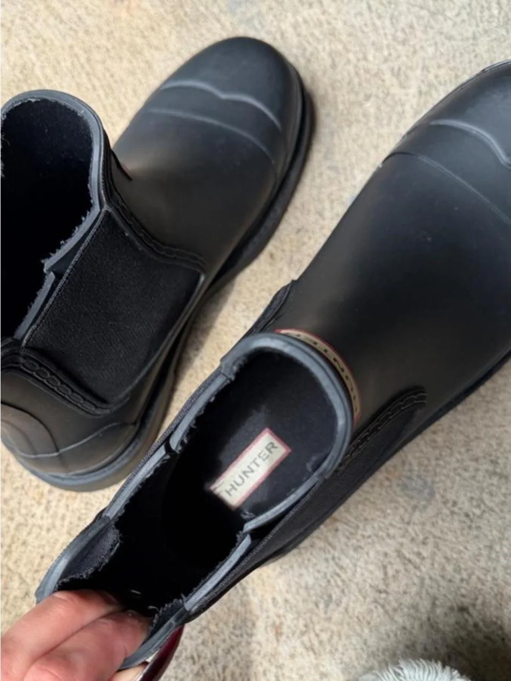 Hunter Men’s Black Chelsea Rain Boots